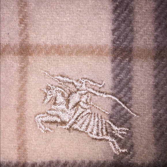 authentic BURBERRY beige nova chek wool scarf - Picture 4 of 6